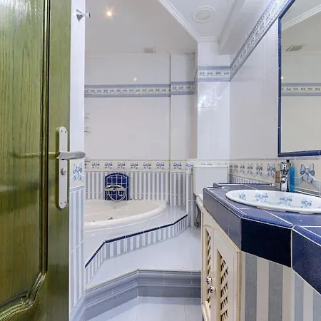 San Mames Football & Parking 아파트 빌바오