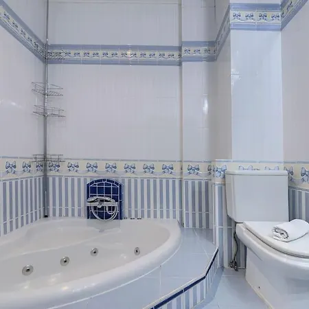 San Mamés Football&parking Apartamento *